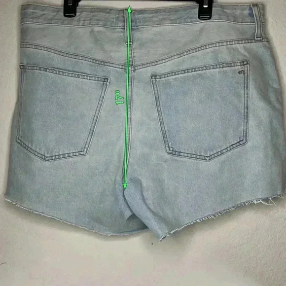 MADEWELL - MID RISE , RELAXED
DENIM SHORTS SIZE 14W - Picture 13 of 13